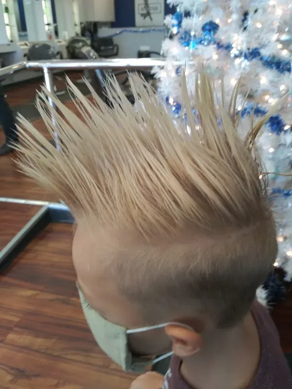 SUPERCUTS — Hair salon in Merritt Island